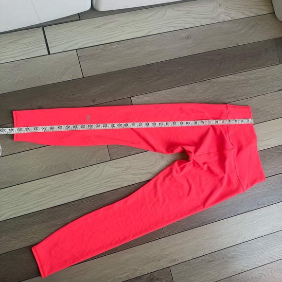 Alo yoga Vibrant Pink Workout Leggings - Picture 7 of 7